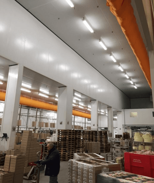 Ūdensizturīgs LED cauruļveida gaismeklis IP67 ar 3,5 m kabeli (ON/OFF)